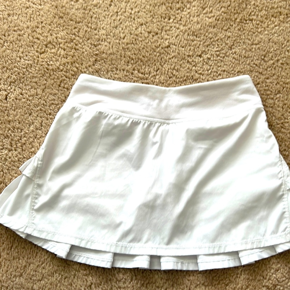 Ivivva pleated skirt.